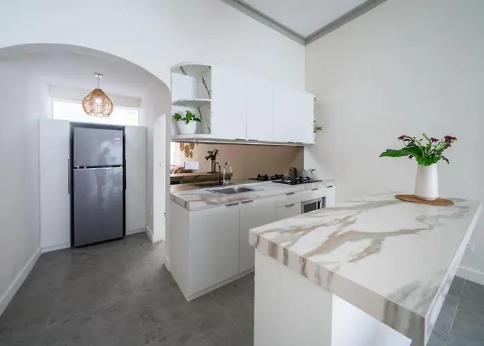 Lovely 3 Bedroom With Private Pool Canggu (Bali)